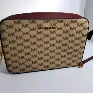 Authentic Michael kors jet set crossbody